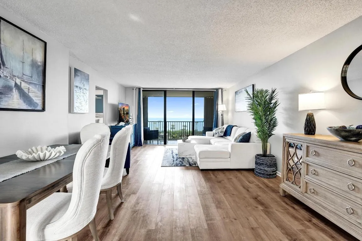 Dining & Living Room