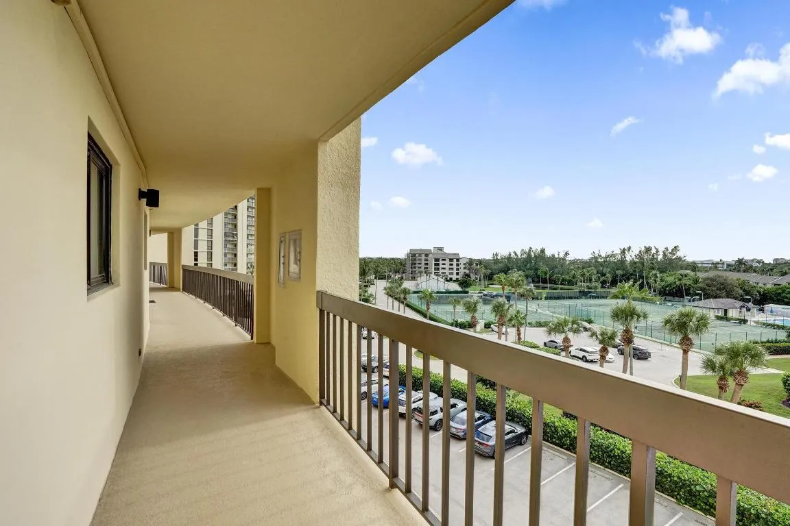 Walkway to Elevators