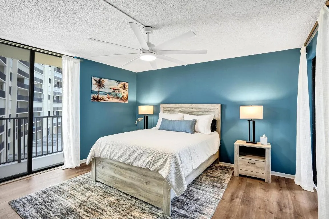 Guest Bedroom With Queen Bed