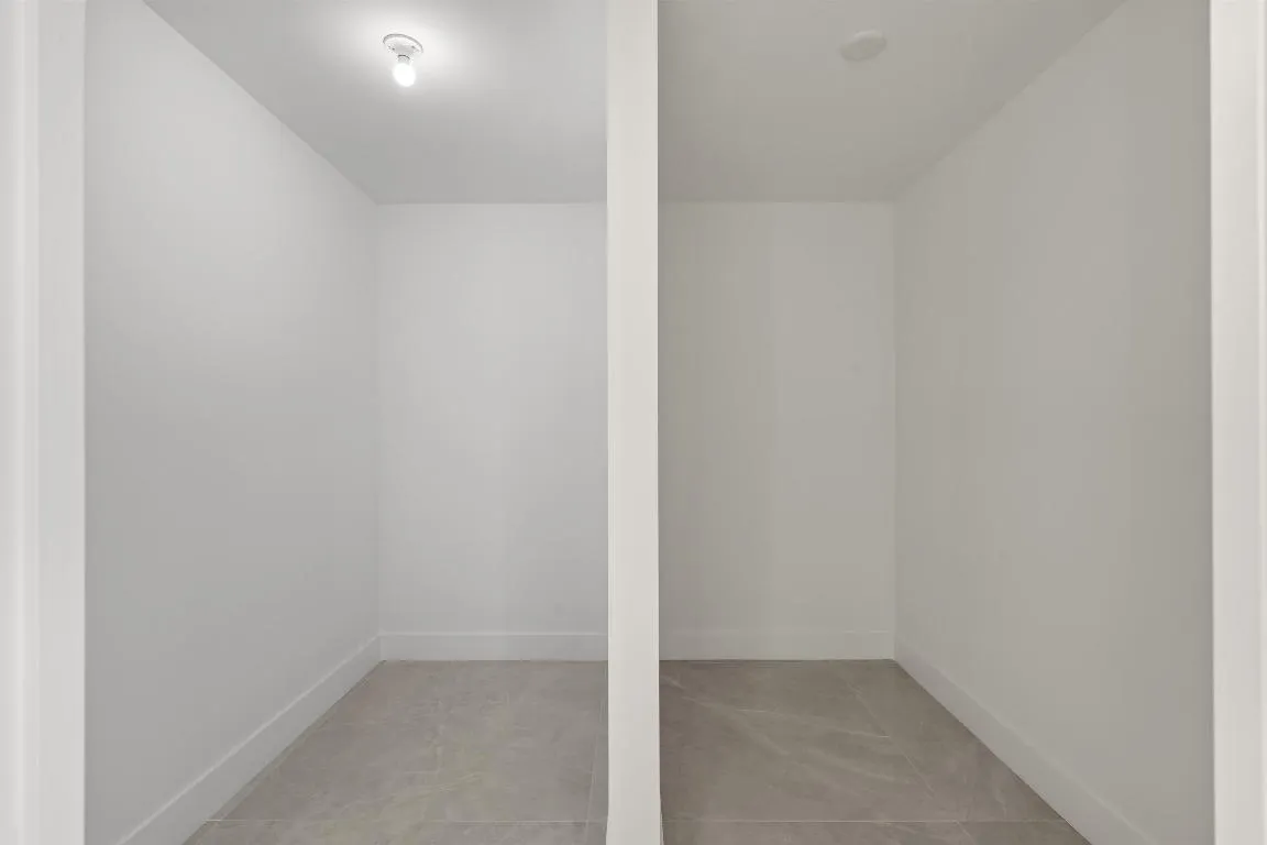 PRIMARY WALK IN CLOSET