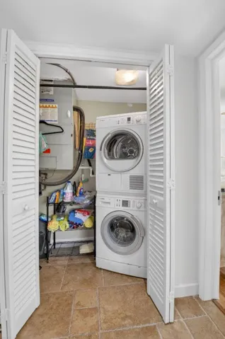 Washer dryer