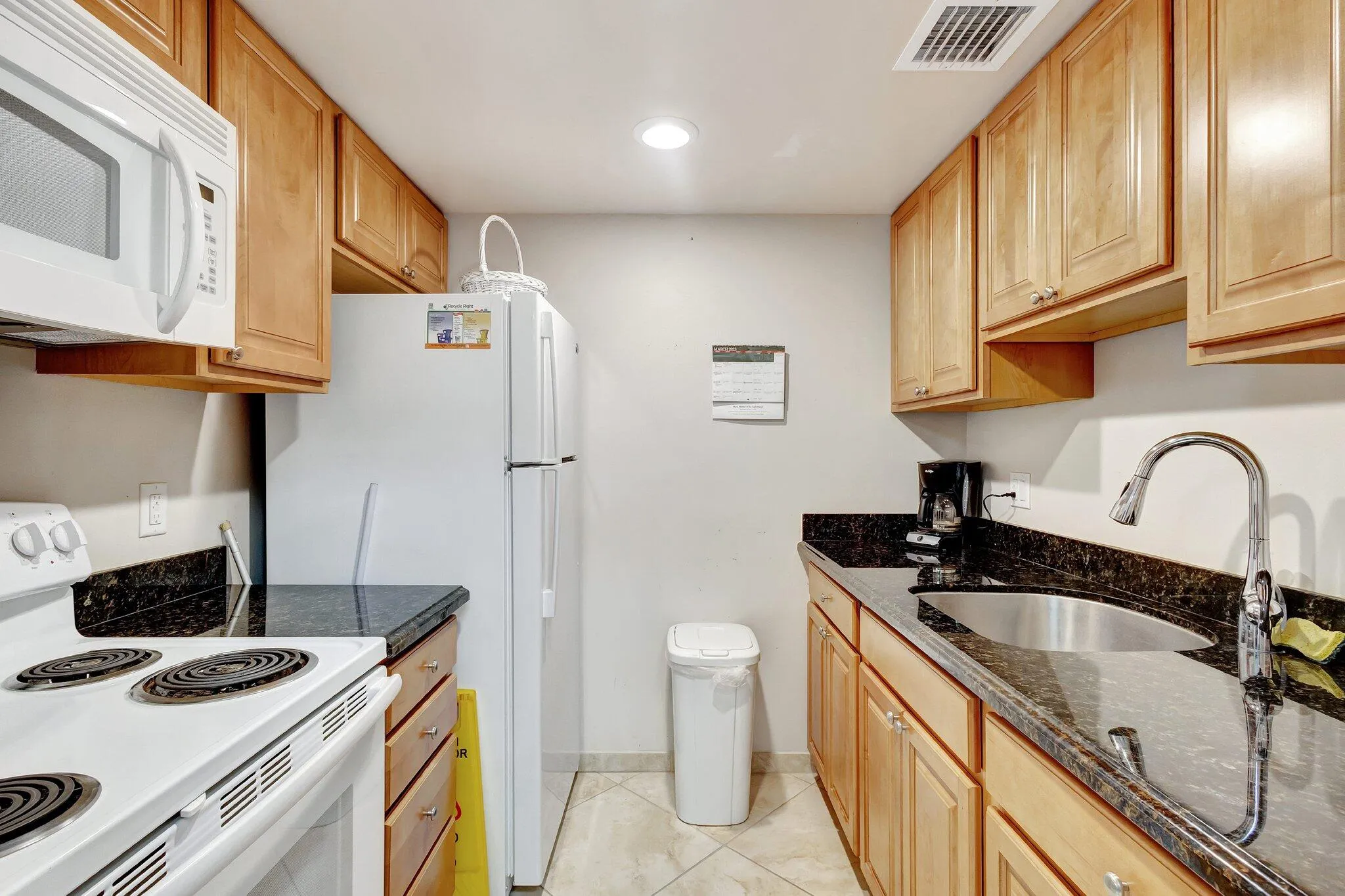 105 Paradise Harbour clubhousekitchen