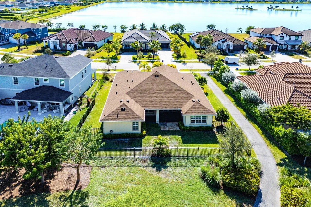 056-940HooklineCircle-Loxahatchee-FL-334