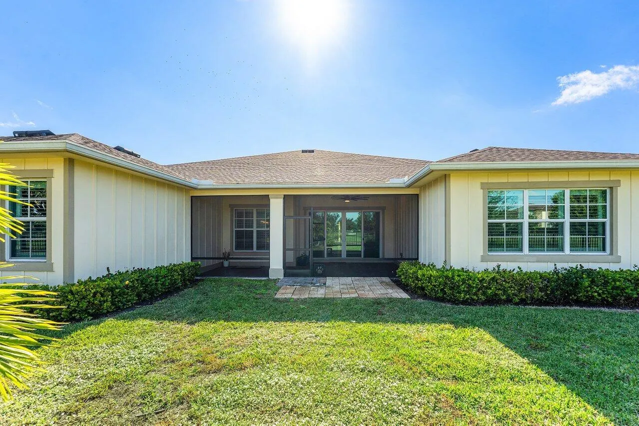 051-940HooklineCircle-Loxahatchee-FL-334