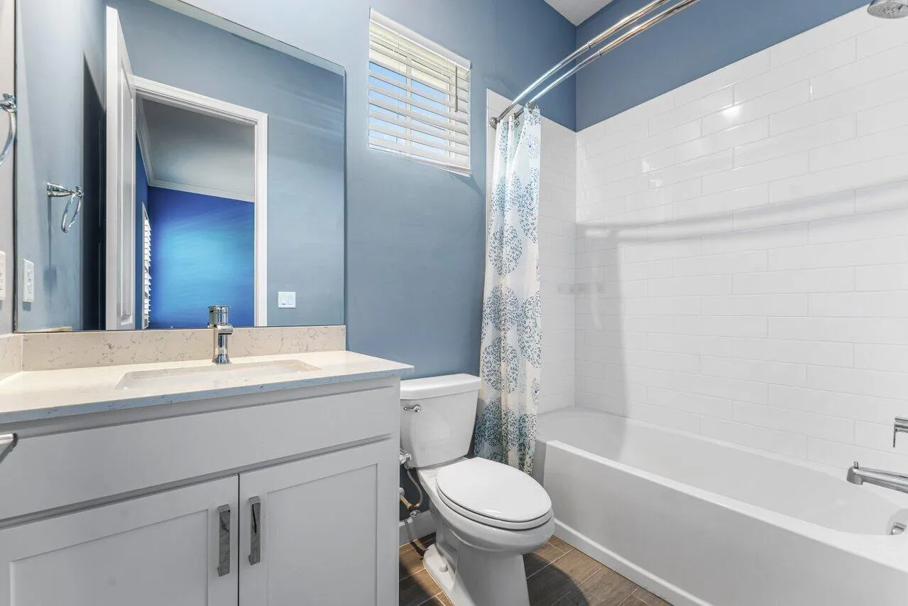 Ensuite bathroom