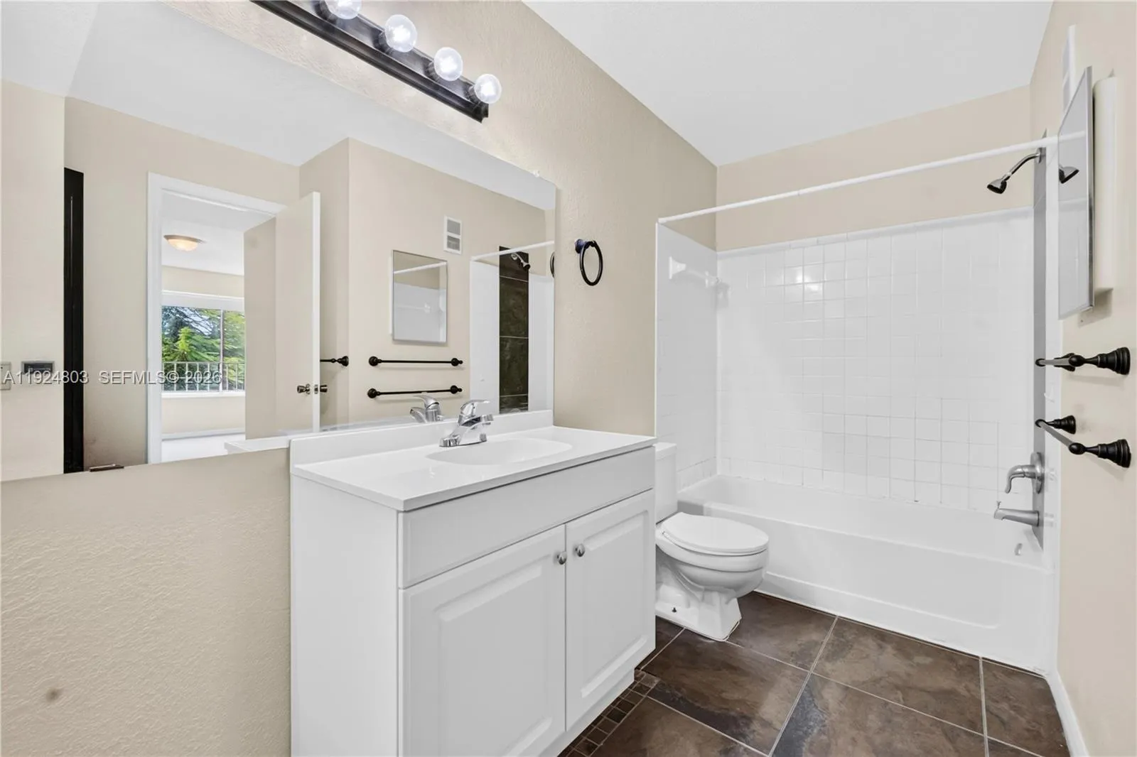 Property photo 55