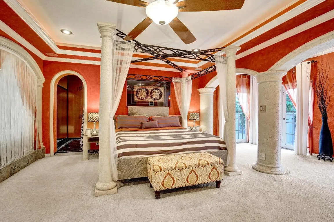 MBR upstairs