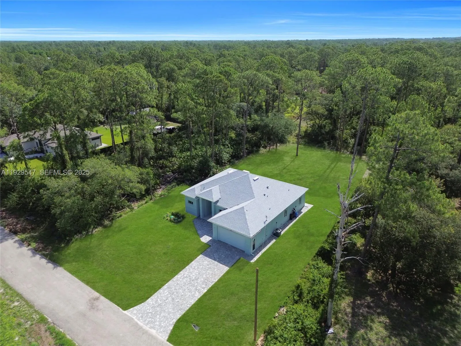 Property photo 37
