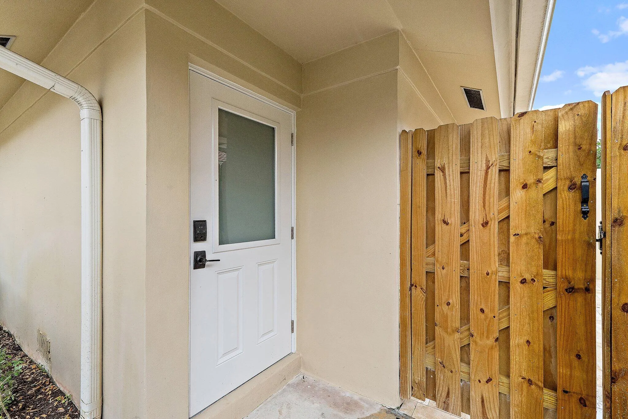 012-150OldMeadowWay-PalmBeachGardens-SMA