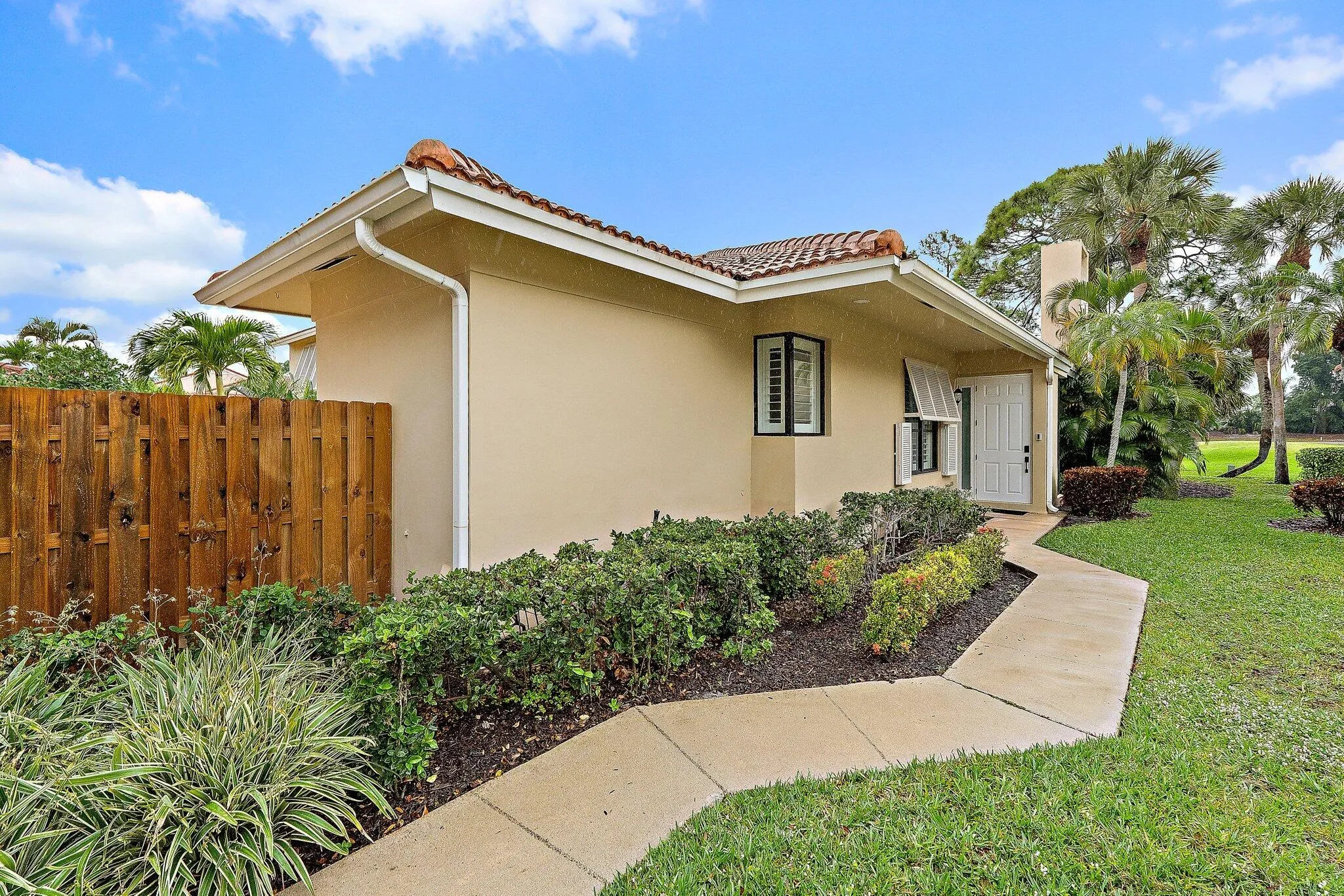 016-150OldMeadowWay-PalmBeachGardens-SMA