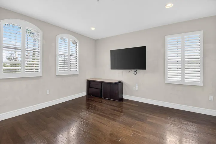 WOOD FLOORS-PLANTATION SHUTTERS