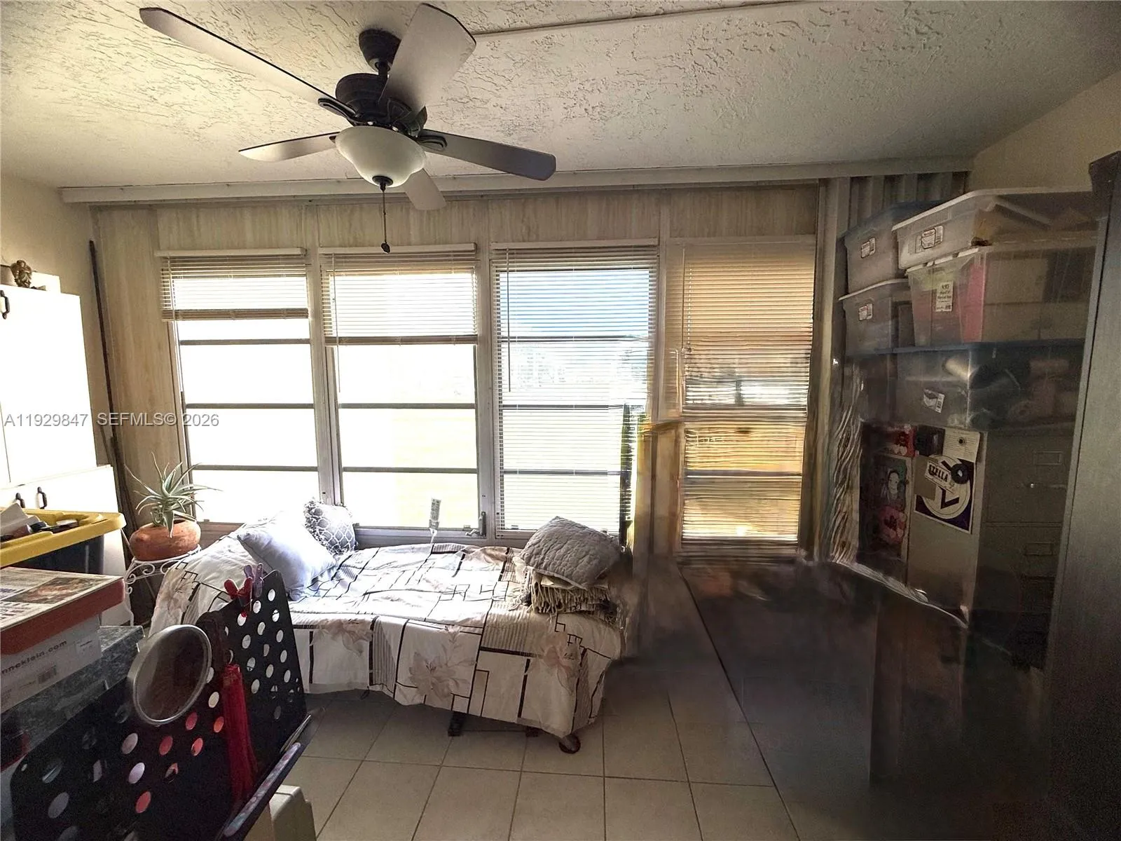 Balcony/Den/Office