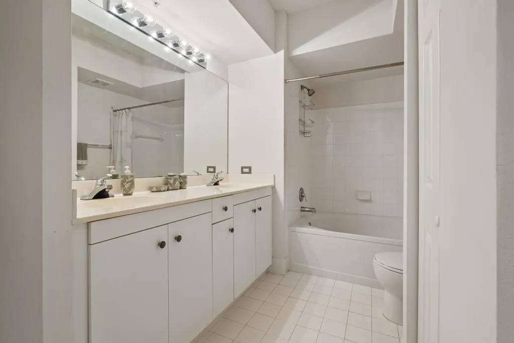Large Bathroom