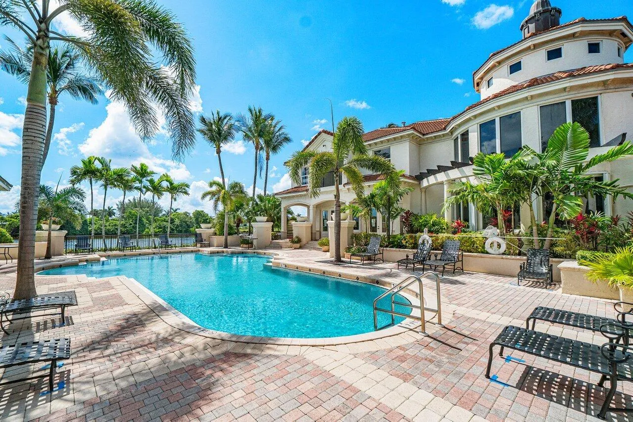 060-2411TuscanyWay-BoyntonBeach-FL-33435
