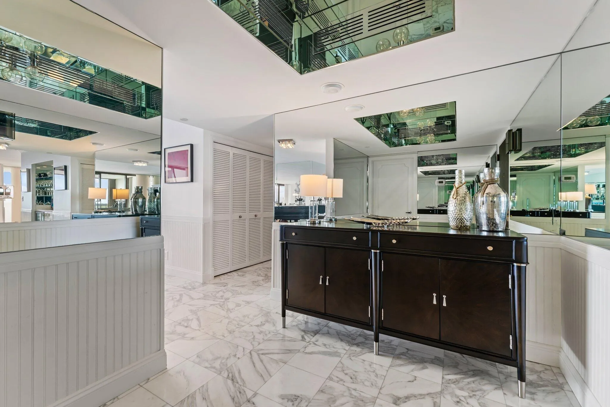 100 Lakeshore Drive #457