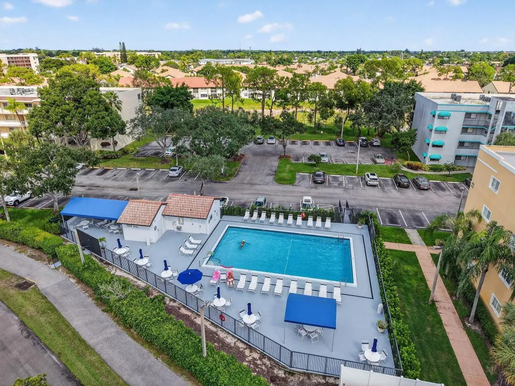 Aerial Amenities 2