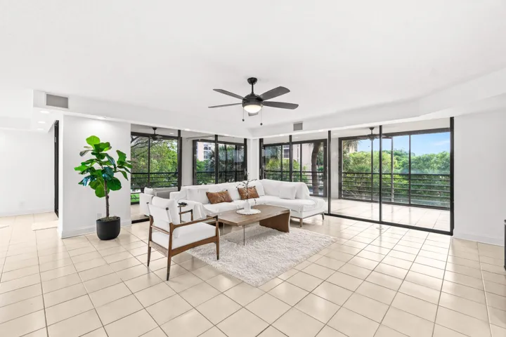 010-7201PromenadeDrive-302-BocaRaton-FL-