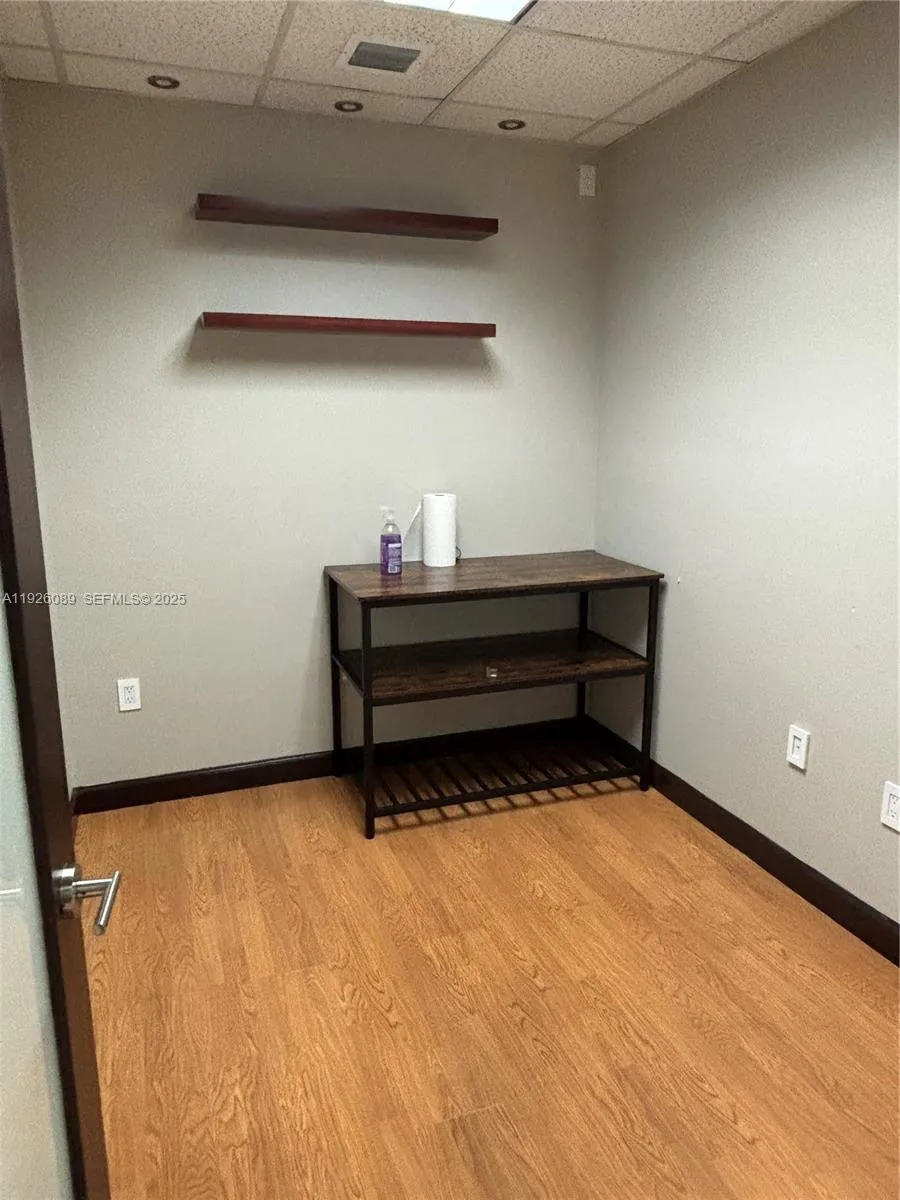 Property photo 36
