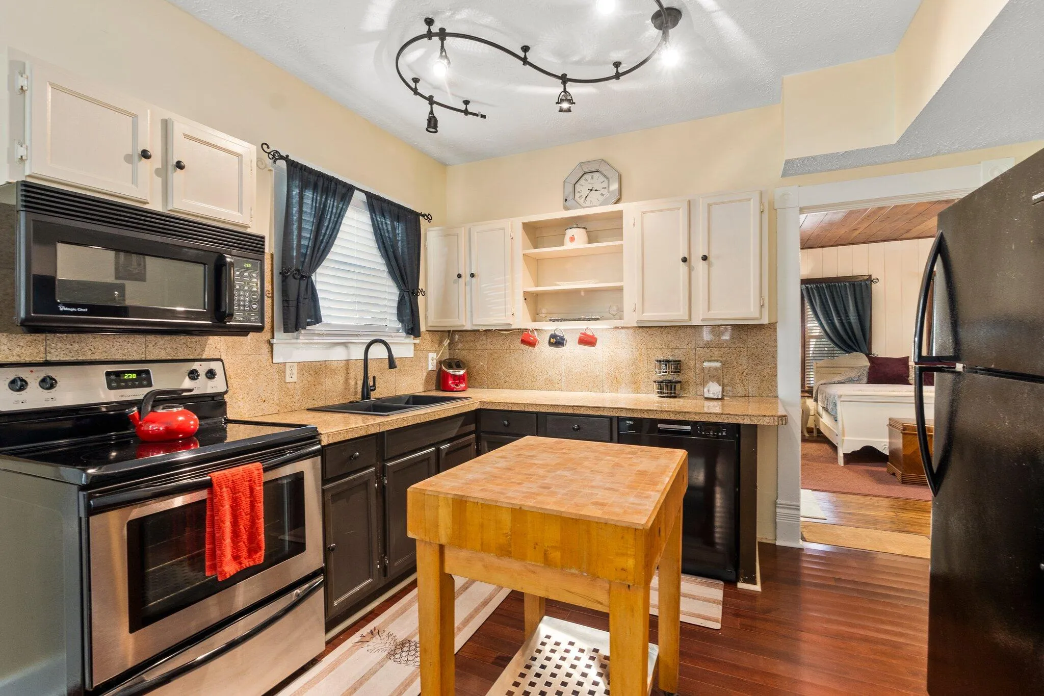 Property photo 20