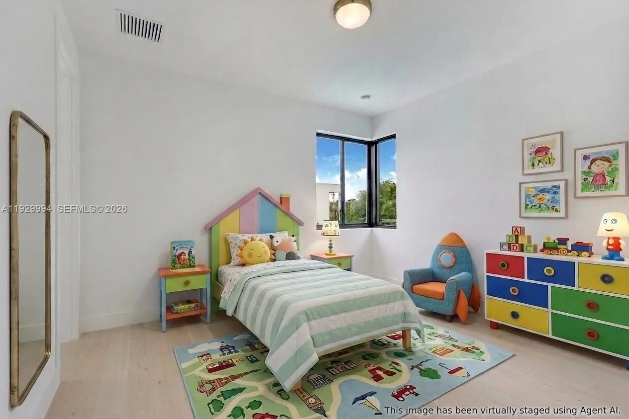 Property photo 35