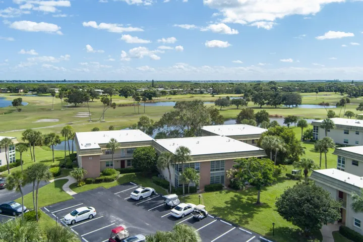 LOCATION LOCATION LOCATION corner units water golf views