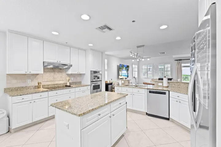 3-web-or-mls-A7404662