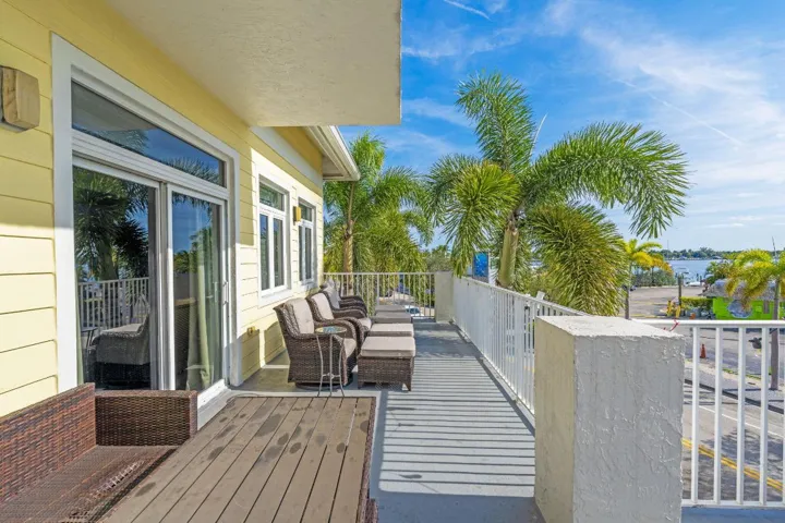 35-web-or-mls-A7405506