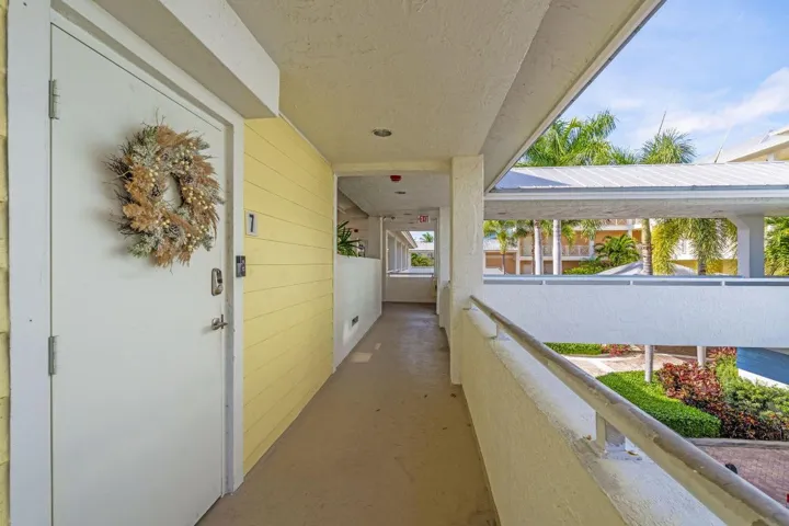 37-web-or-mls-A7405508