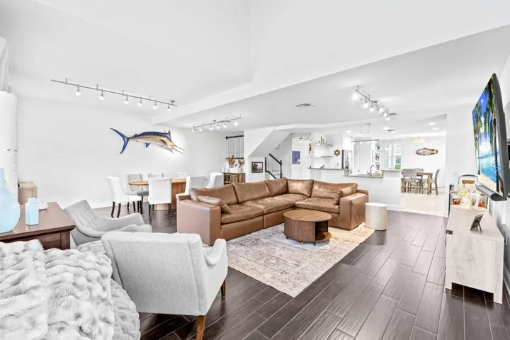 11-web-or-mls-A7404701