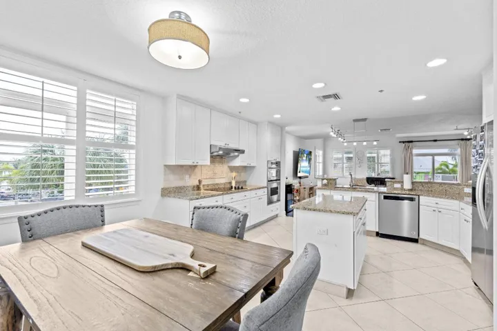 6-web-or-mls-A7404653