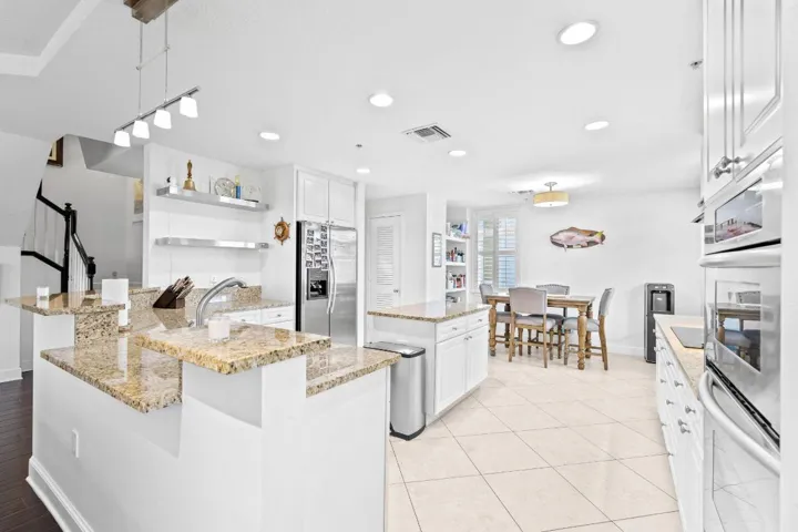 8-web-or-mls-A7404686