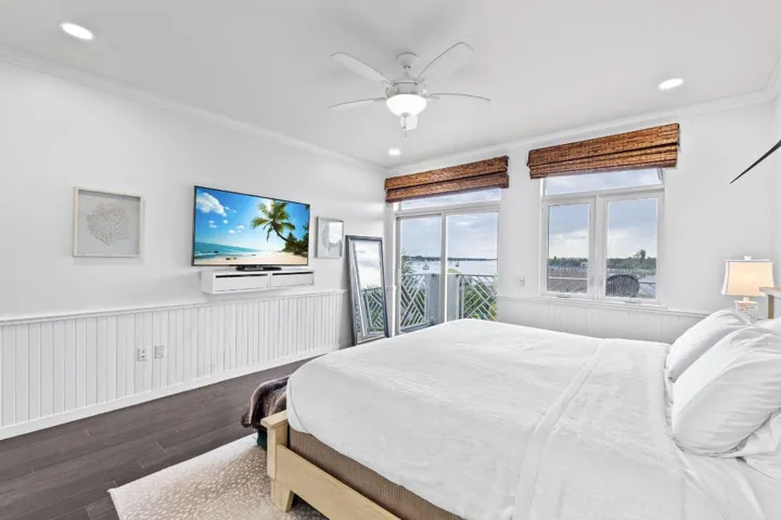 15-web-or-mls-A7404776