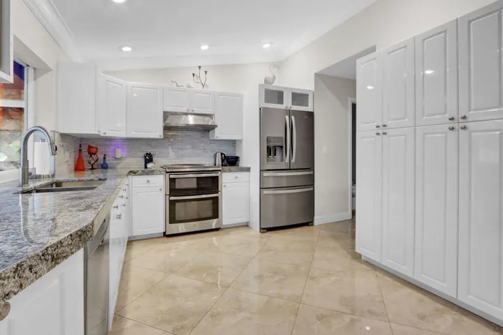 Kitchen - 3