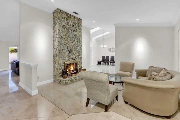 Living Room - 1