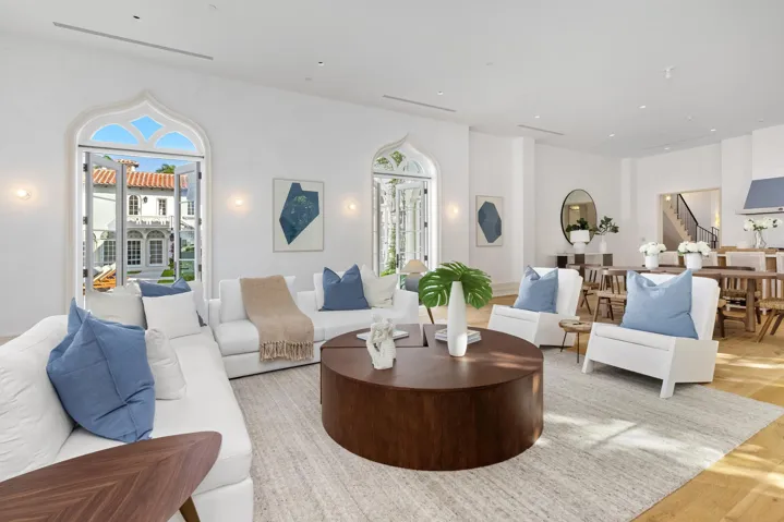 Family Room 6