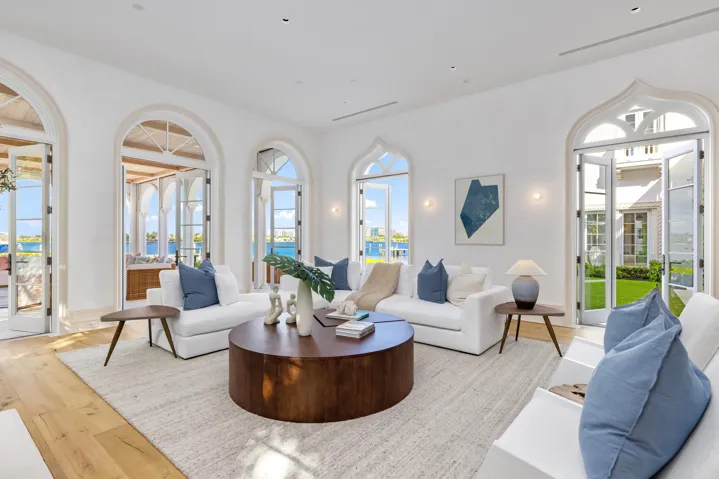 Family Room 5