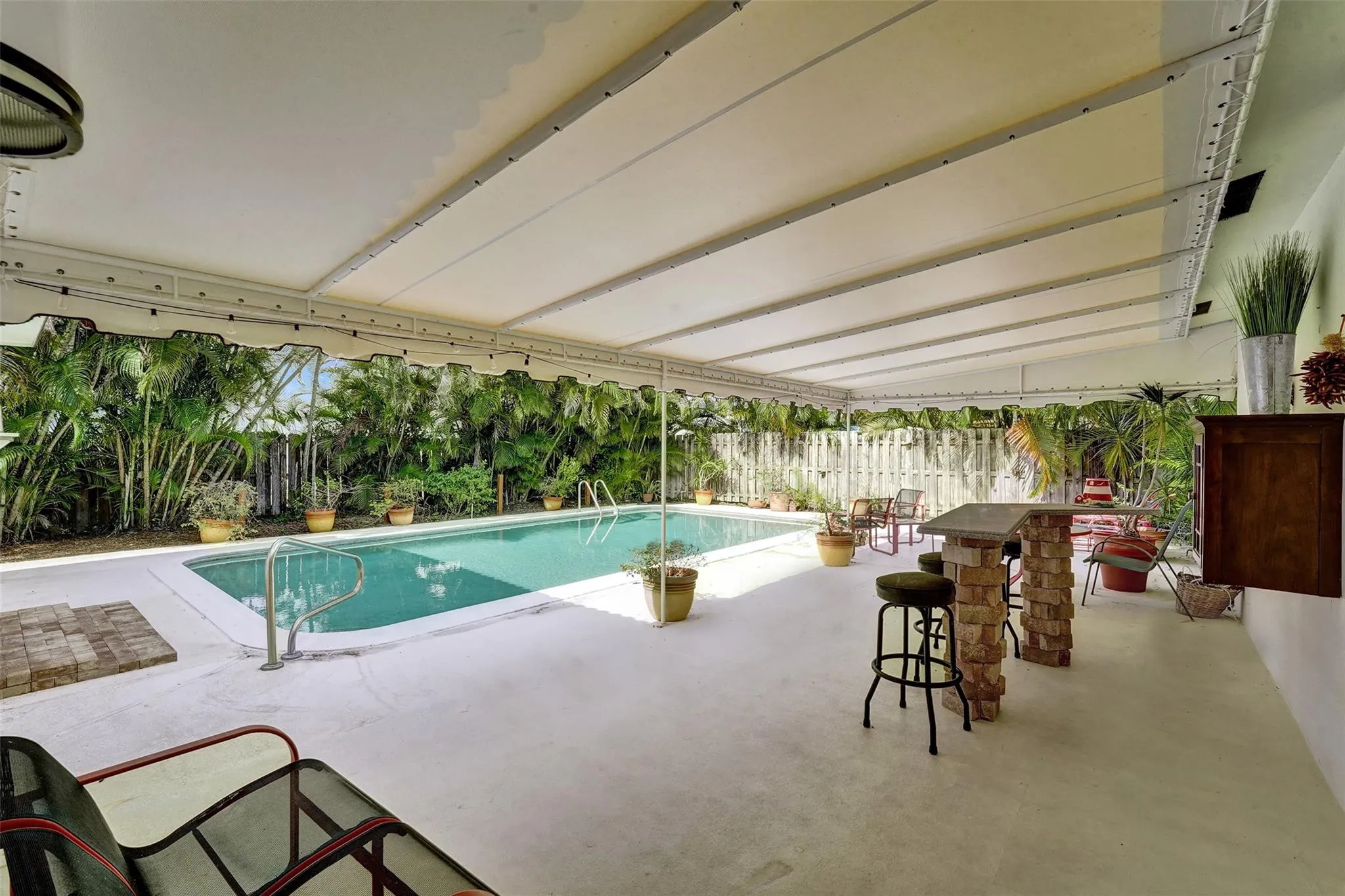 Huge covered patio perfect for entertaining.