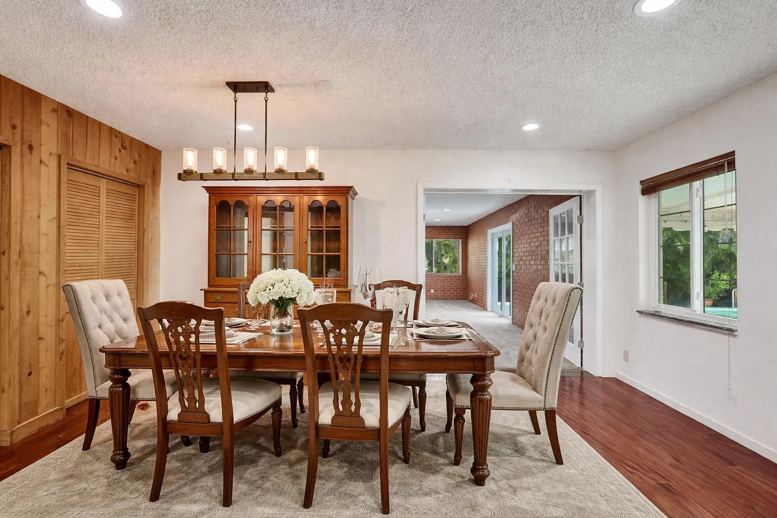 Dining area centrally located. Virtually staged.