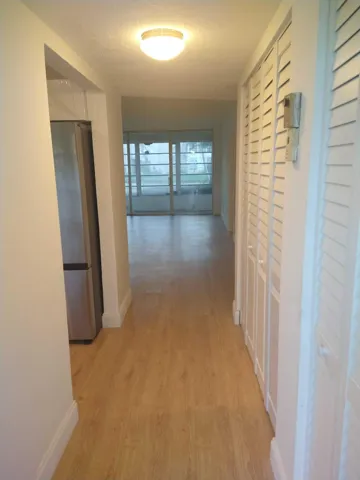 109d entrance hall