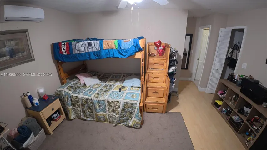 Photo 36