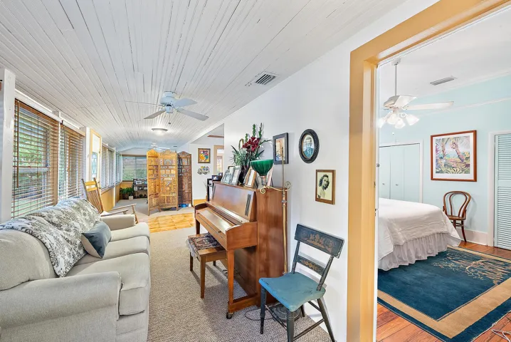 12165 SE Nassau Ave-11