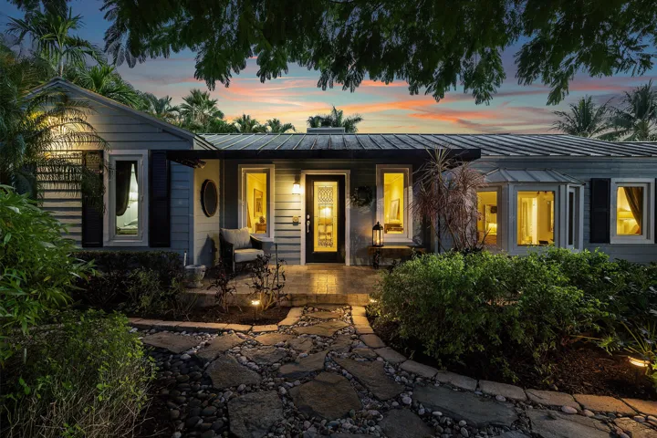 Welcome to 802 NE 2nd Street!
