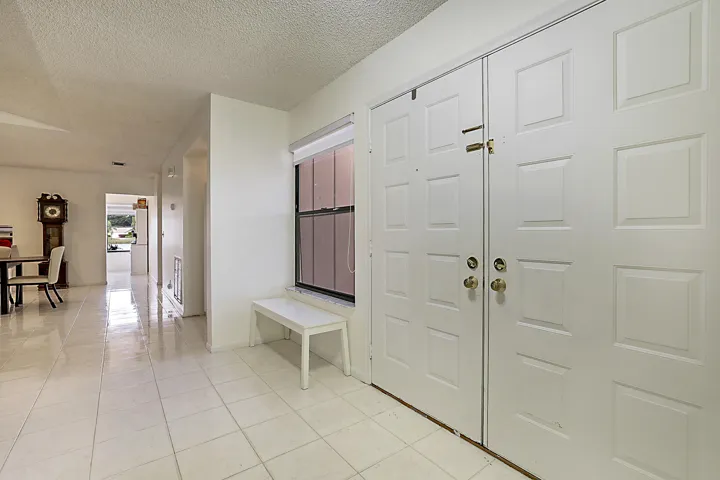 6186 Brandon St -4