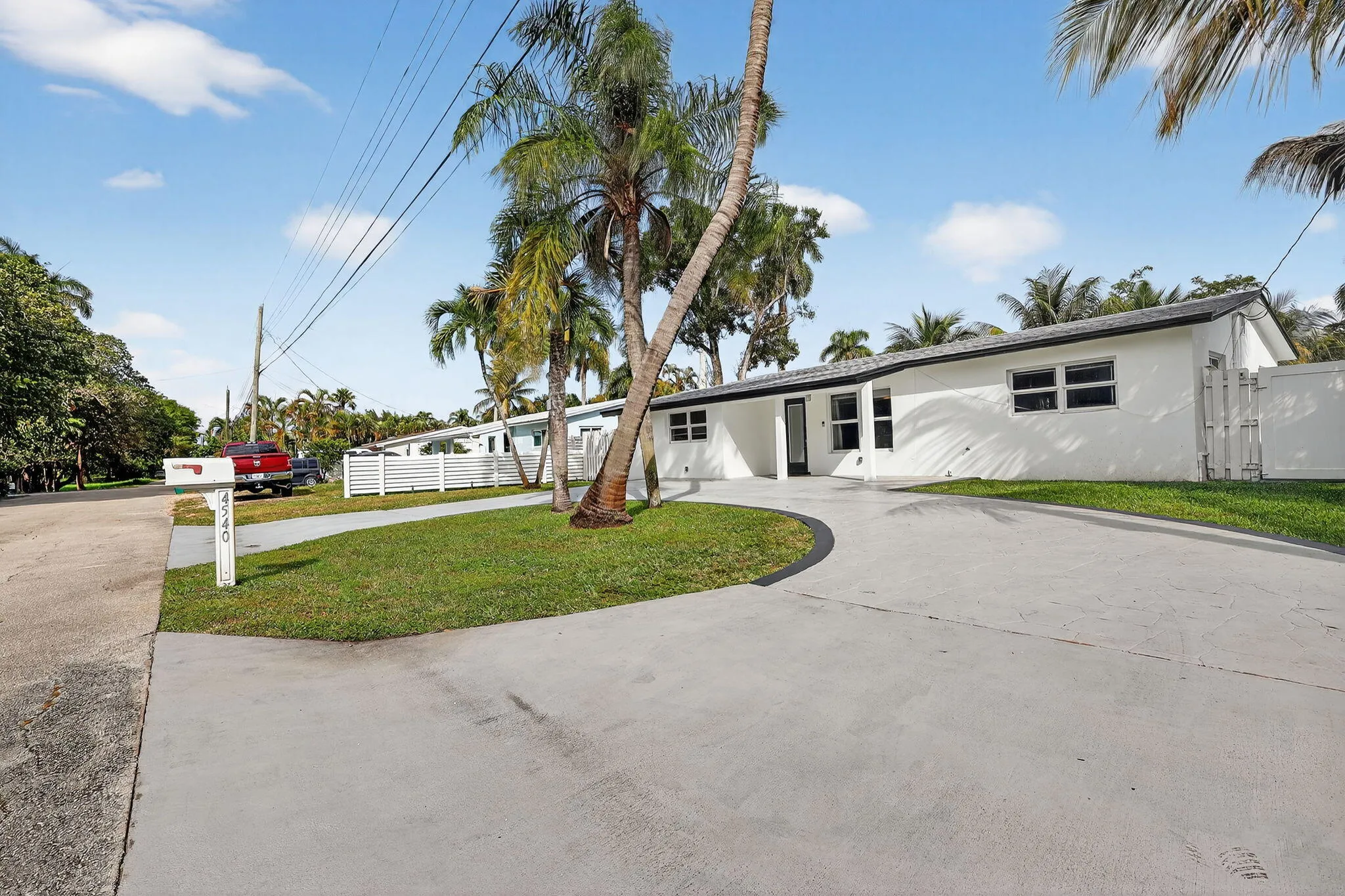 4-web-or-mls-8H3A0844