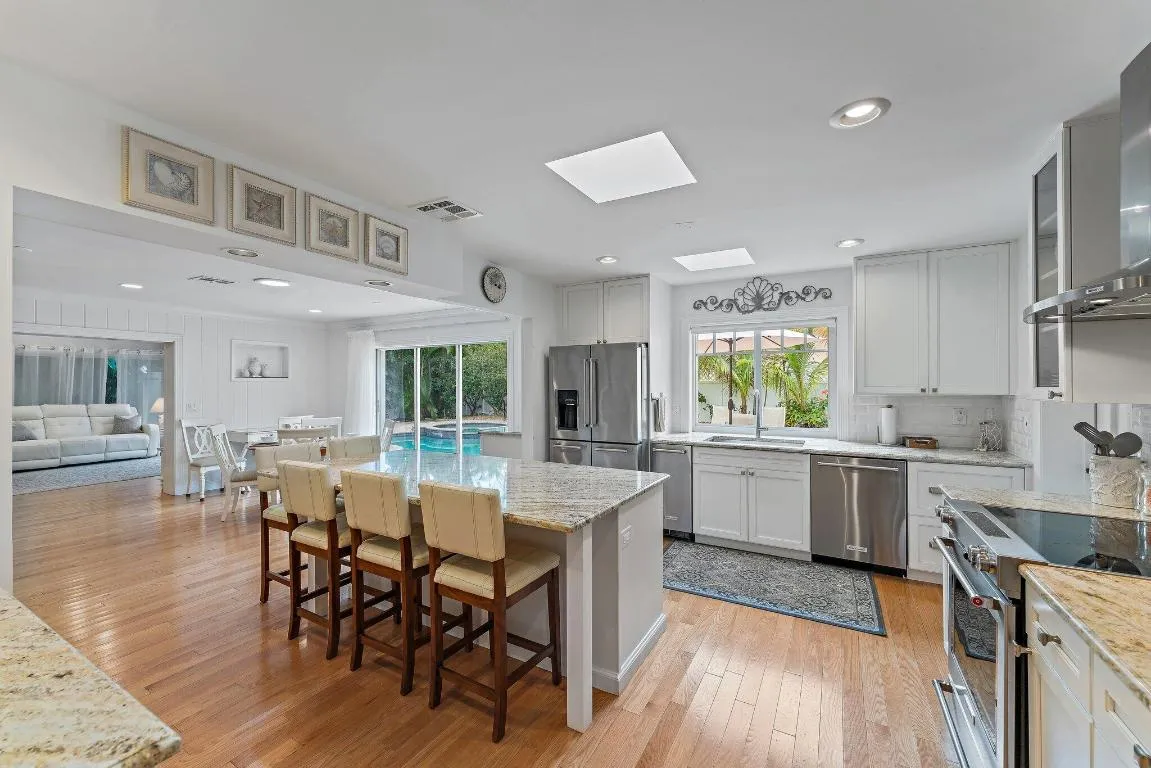 022-460SunriseWay-JunoBeach-SMALL