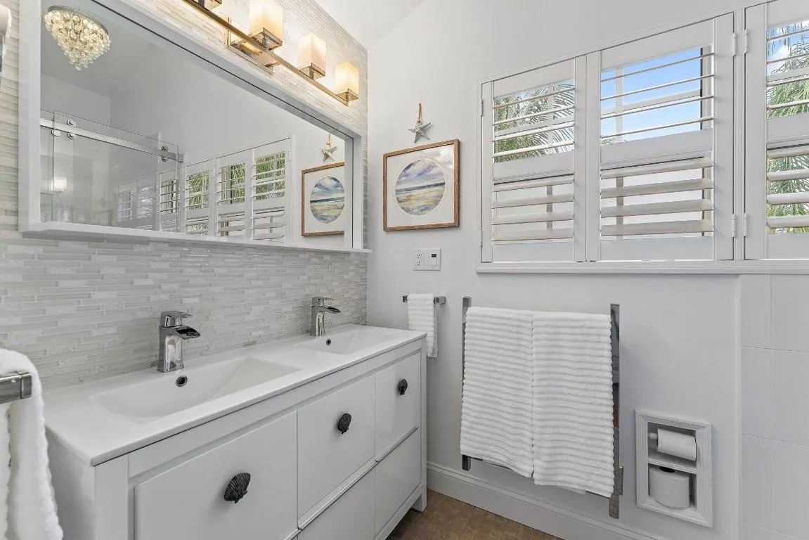 015-460SunriseWay-JunoBeach-SMALL