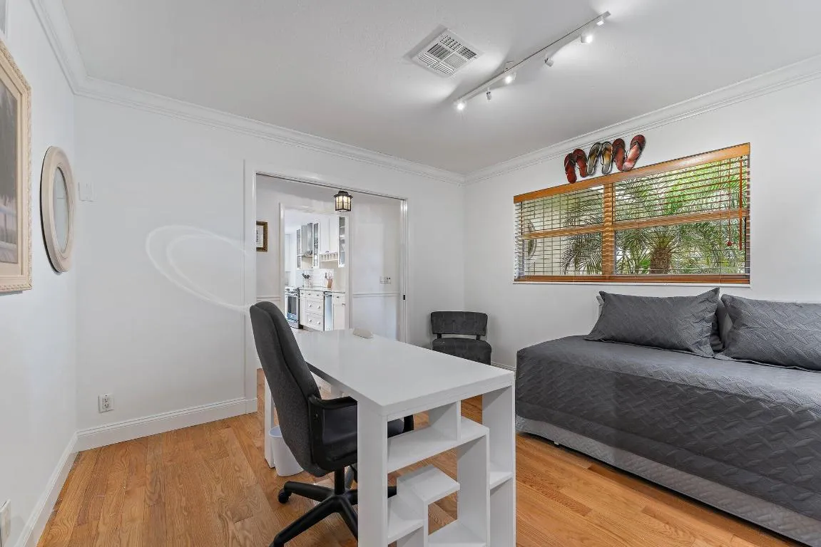 020-460SunriseWay-JunoBeach-SMALL