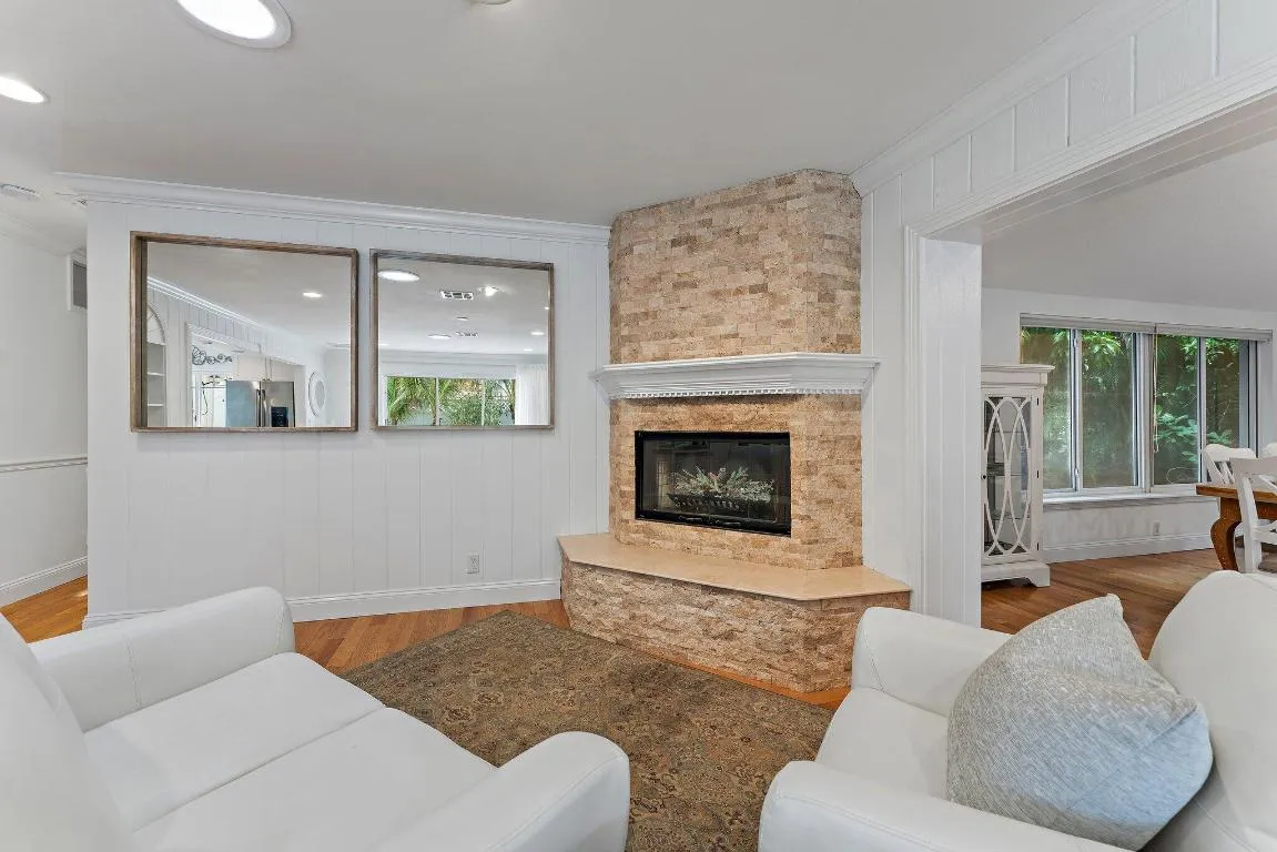 034-460SunriseWay-JunoBeach-SMALL