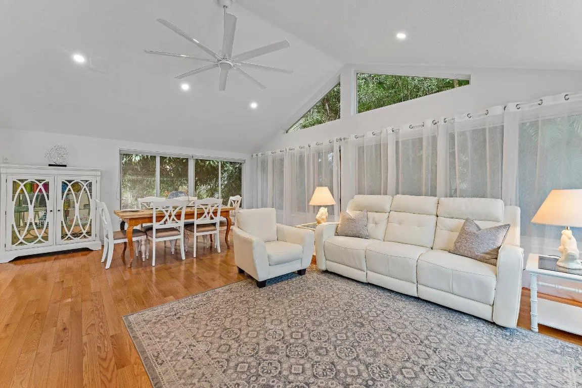 038-460SunriseWay-JunoBeach-SMALL