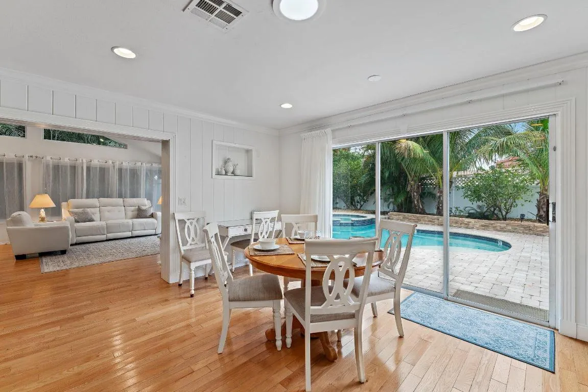 031-460SunriseWay-JunoBeach-SMALL